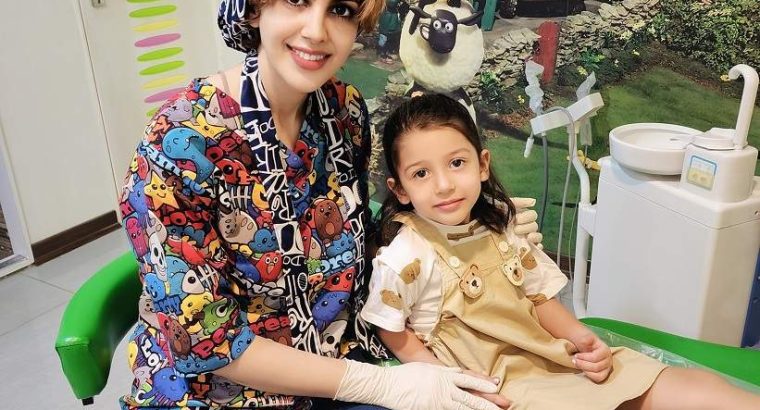 دکتر نجمه اخلاقی | دندانپزشک کودکان اصفهان